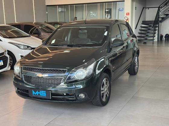 CHEVROLET AGILE 1.4 MPFI LT 8V FLEX 4P MANUAL CHEVROLET AGILE 1.4 MPFI LT 8V FLEX 4P MANUAL